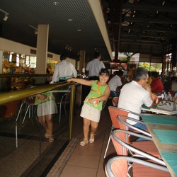 28 - Estação das Docas
